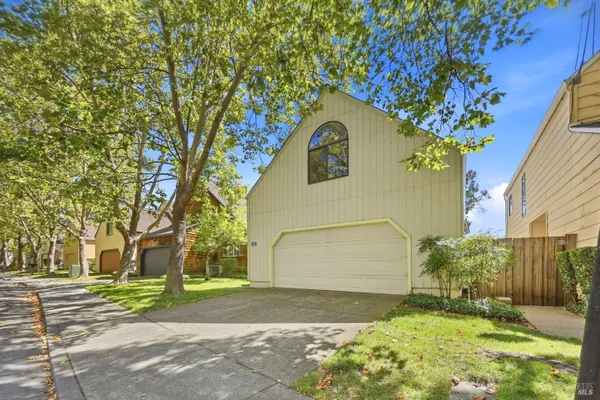 518 MARCH AVE