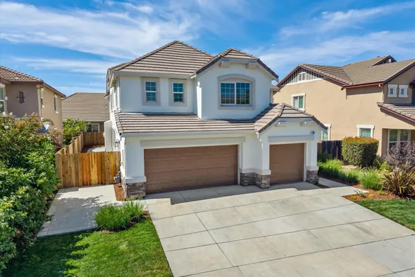 129 PICASSO DR