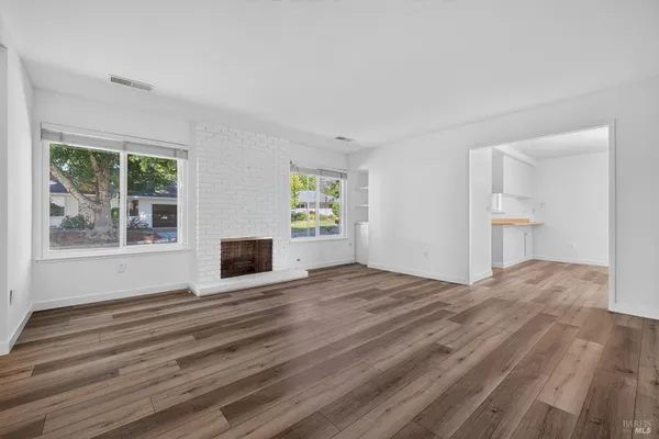 170 MOUNTAIN VISTA CIR
