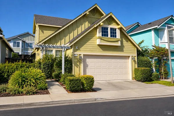 70 NARRAGANSETT CT