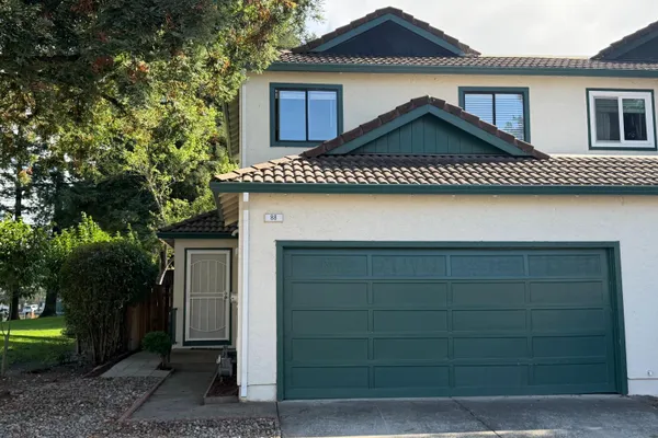 88 FRANCIS CIR