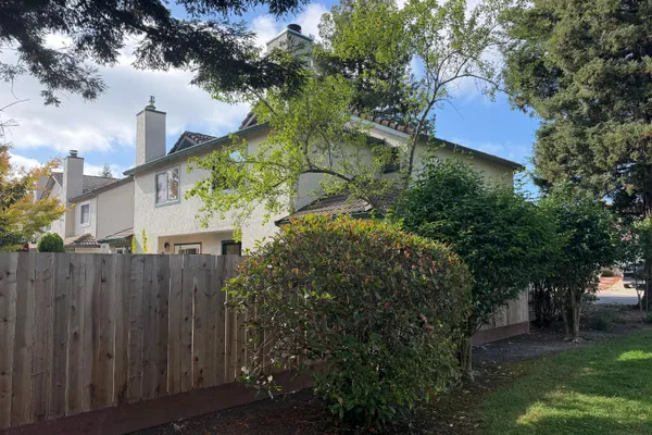 88 FRANCIS CIR