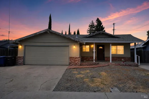 190 TAHOE DR