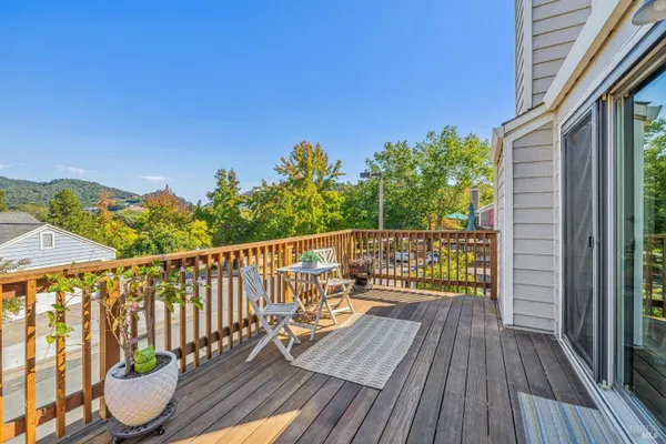 13 SUMMERHILL WAY