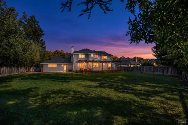 9323 LAKEWOOD DR