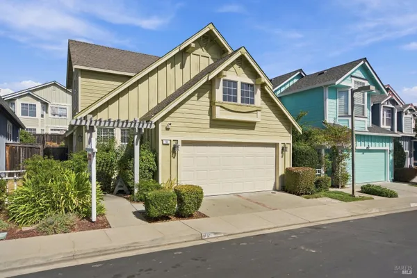 70 NARRAGANSETT CT