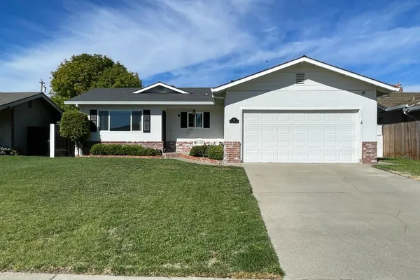 80 HIGHLAND DR