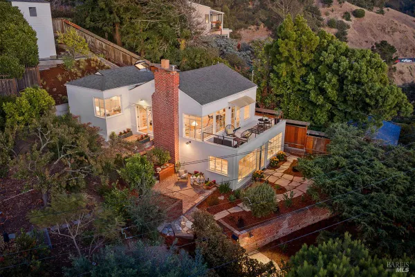50 WESTERN DR