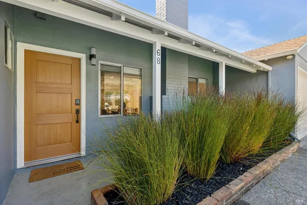68 MERCURY AVE
