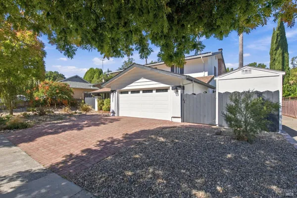 1117 STONYBROOK DR