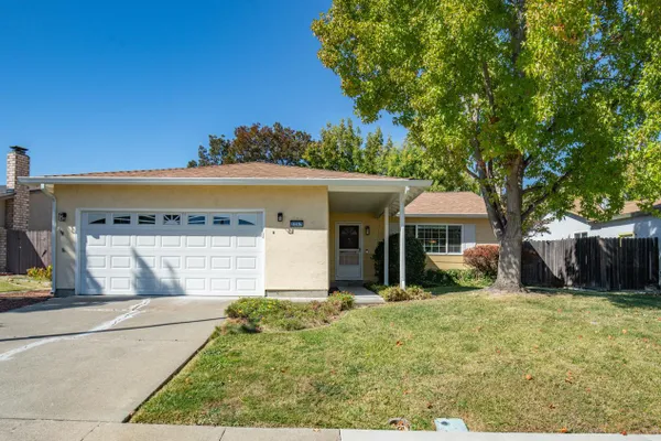 2257 ROSS PL