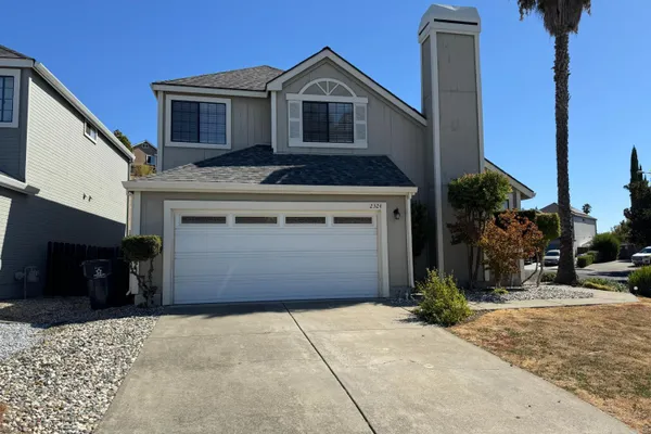2324 CHINA LN