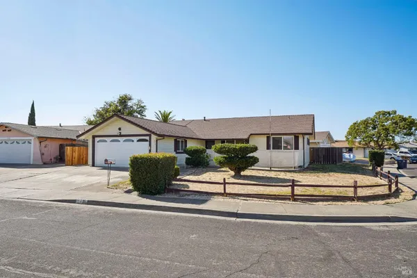 514 MONTEREY DR