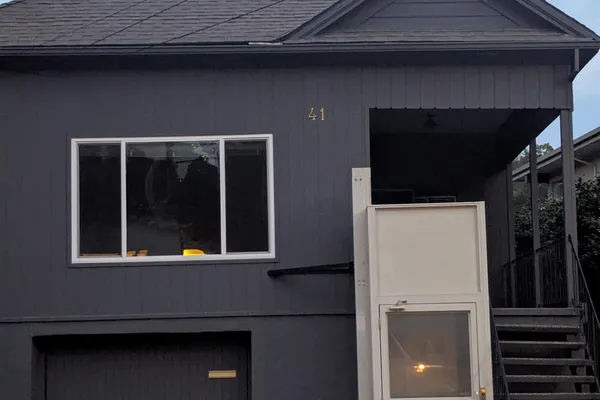 41 WALNUT AVE