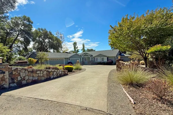 2090 SIERRA PL