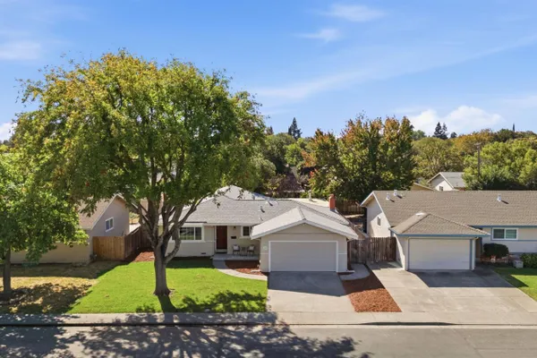 249 JASMINE ST