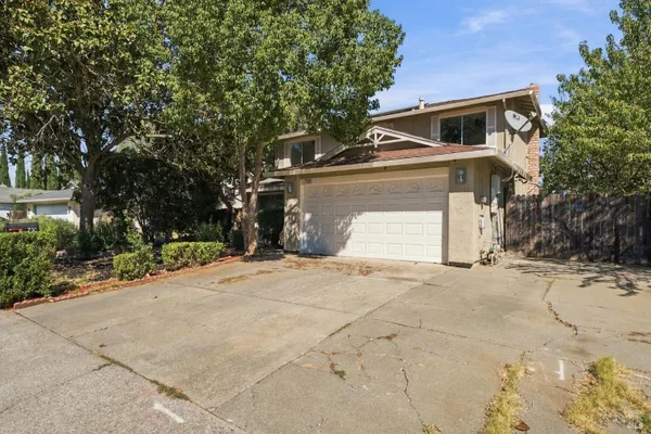 730 STRATFORD AVE