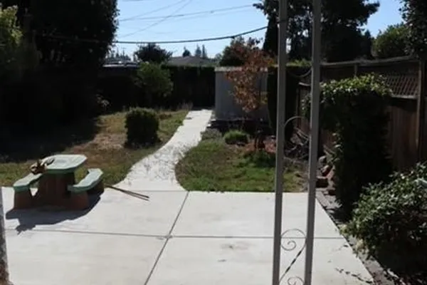 2150 104TH AVE