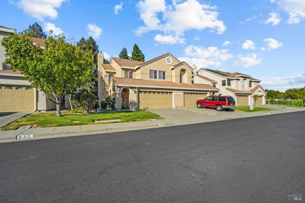 829 VASSAR DR
