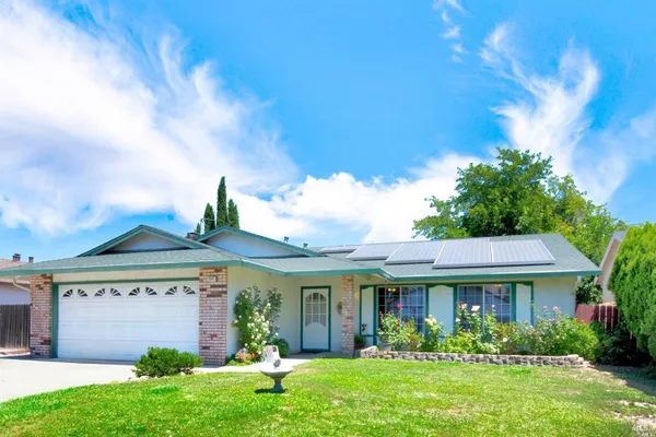 755 OAKMEADE DR