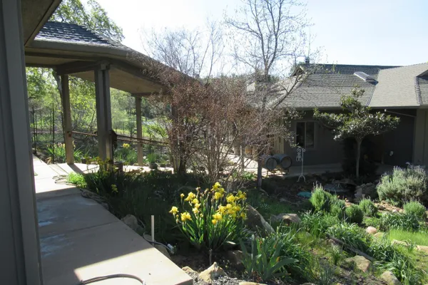 18300 MORGAN VALLEY RD