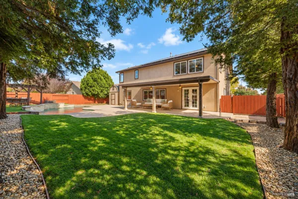 800 WESTGATE DR