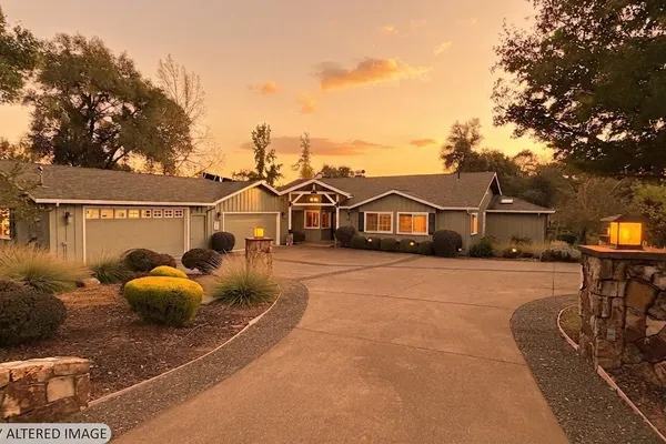 2090 SIERRA PL