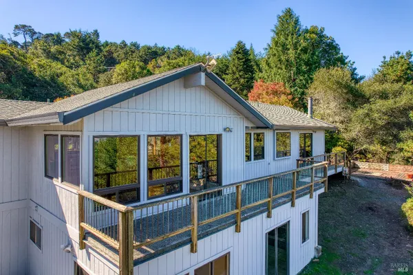 260 DRAKES VIEW DR