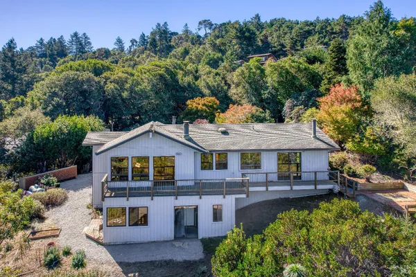 260 DRAKES VIEW DR