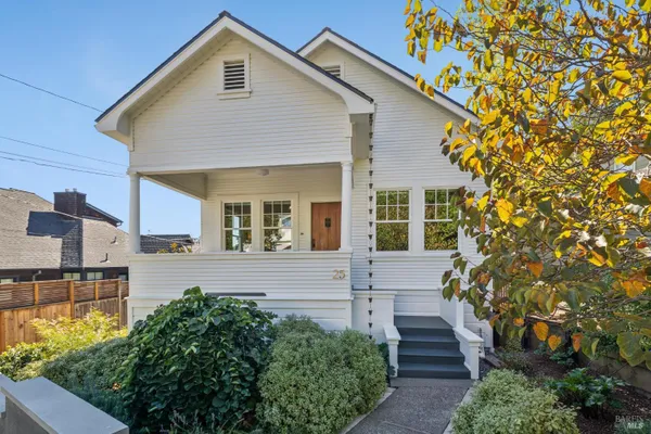 25 FOSS AVE