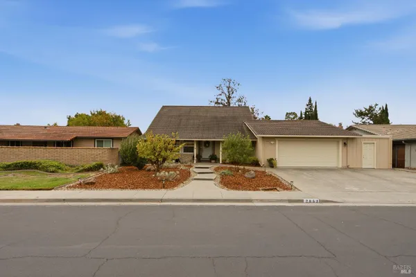 2853 VISTA GRANDE