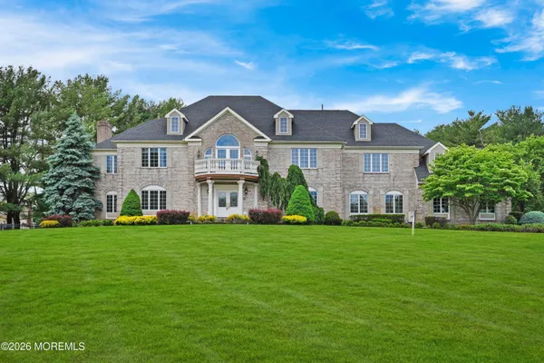9 COLONY DR