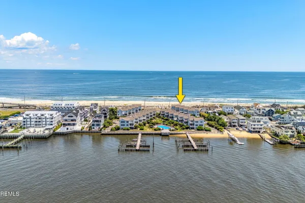 174 OCEAN AVE 4