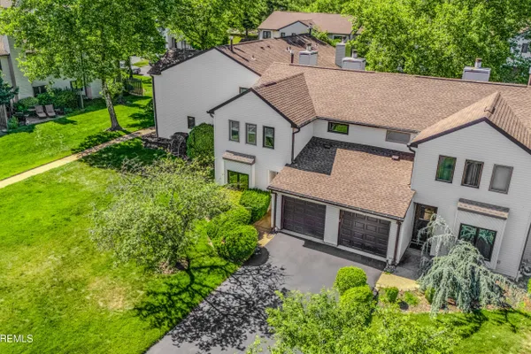 96 TANGERINE DR