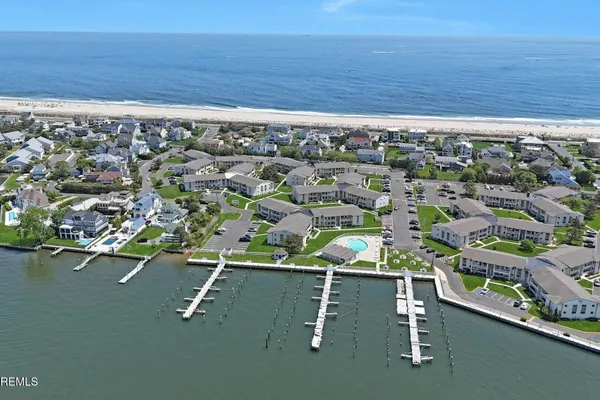 110 WHARFSIDE DR