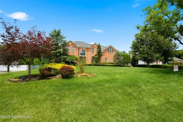 3 SHORT HILLS BLVD