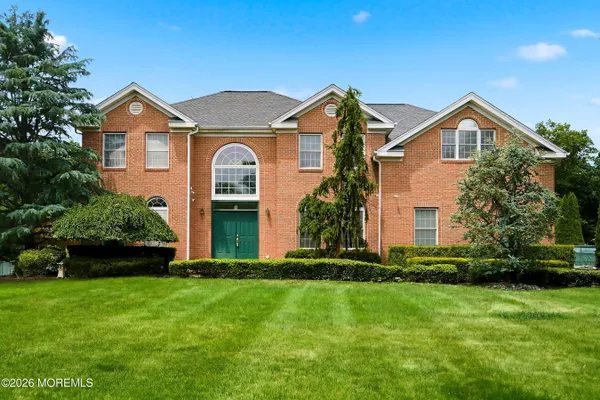 3 SHORT HILLS BLVD