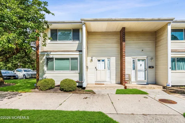 1 QUINCY CIR