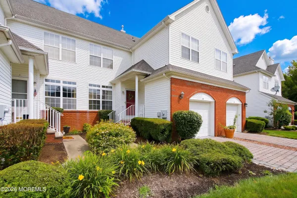 10 WORDSWORTH CT