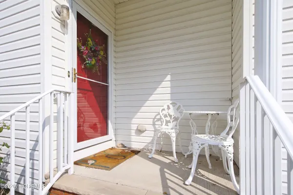 10 WORDSWORTH CT