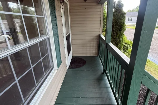 38 VILLAGE RD