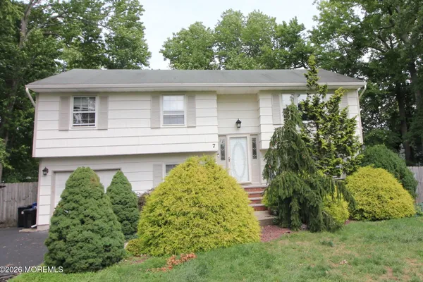 7 PORTSMOUTH RD