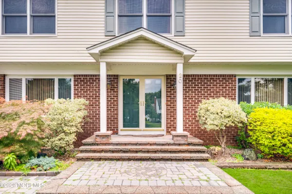 20 MARSHALL DR