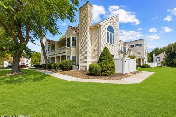 35 POWELL CT