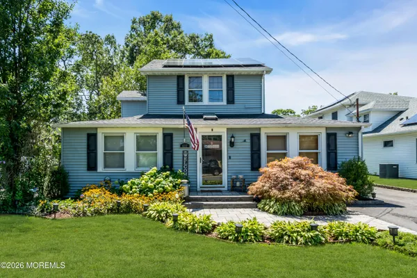 637 PROSPECT AVE