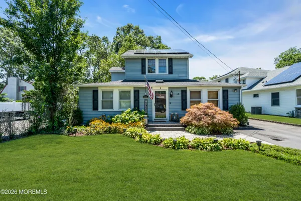 637 PROSPECT AVE