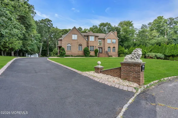 14 BLACK WALNUT WAY