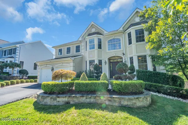 15 OVERHILL DR