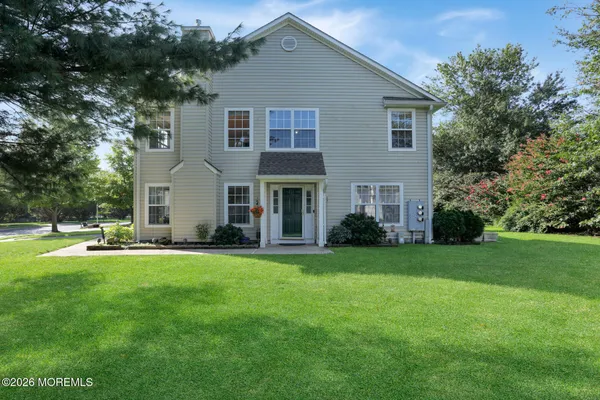 106 GLADIOLA DR