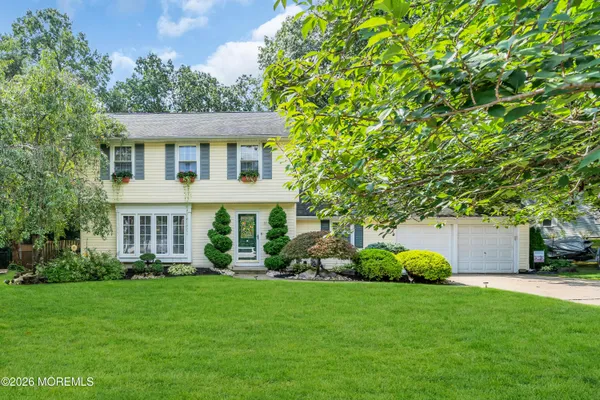 11 DUNBARTON RD